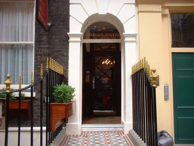 便利でアットホームなモーガンホテル