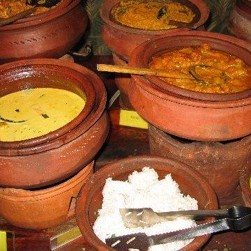 カレーの美味しい店｢ラジャブジュン｣