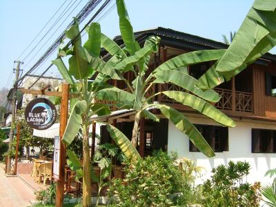 清潔なオープンエアカフェ『BLUE LAGOON CAFE』