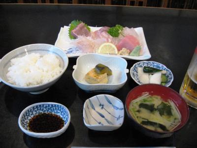 刺身定食が美味しい「新橋」