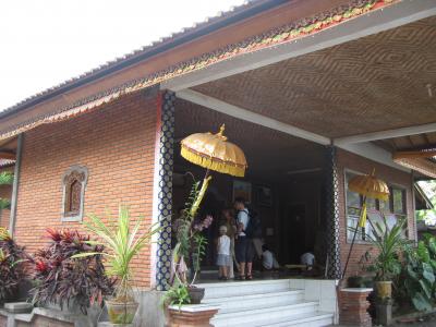 バリ絵画の購入は豊富で安いＳ・Ｋ・Ｐで検討を