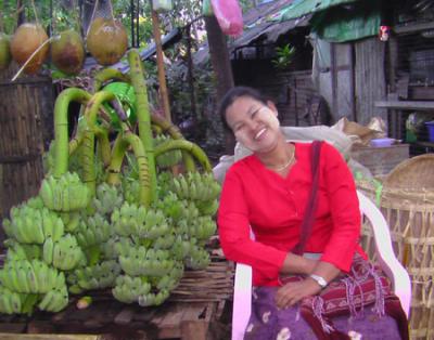 ヤンゴン空港からニッコーロイヤルレイクヤンゴンまでのタクシー代金