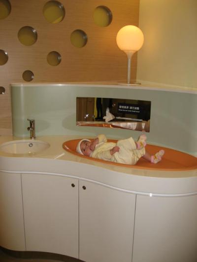 赤ちゃん連れ！高鉄台北駅内　ベビールーム