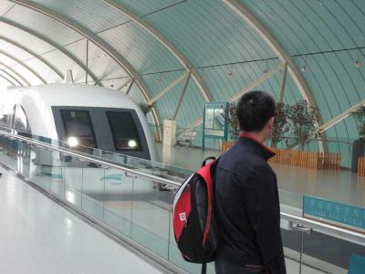 リニア早いし、綺麗