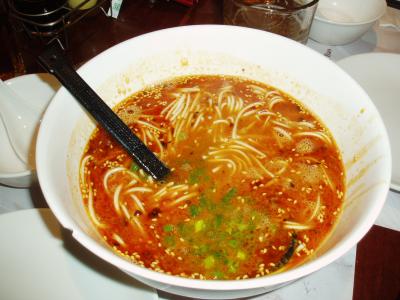 坦々麺がめちゃ美味しい！