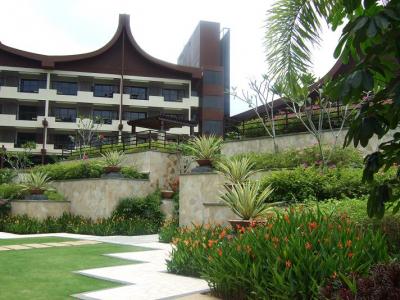 至れり尽くせりの南国リゾート：シャングリラ・ラサ・サヤン・リゾート