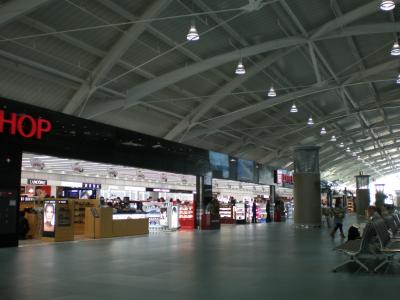 オープンしたばかりの金海国際空港の新ターミナルの情報。