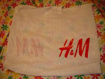 H&Mで安価な北欧衣料を
