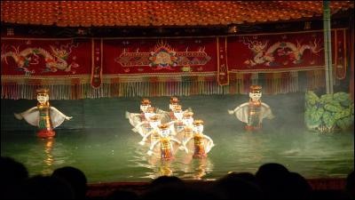 ハノイへ行ったらタンロン水上人形劇