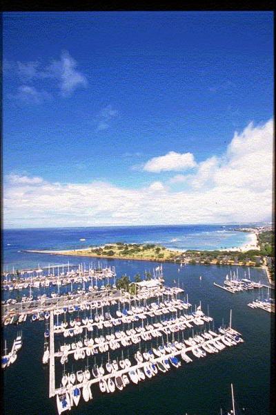 窓を開ければ心地よいハワイアンブリーズ！