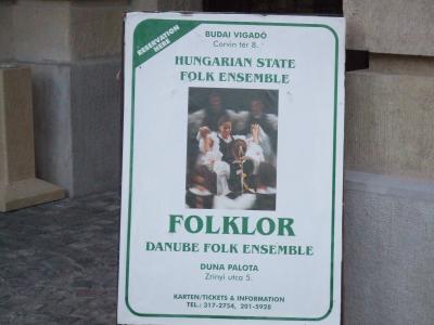 ハンガリー民族舞踊のコンサート「ブダイ・ヴィガドー」