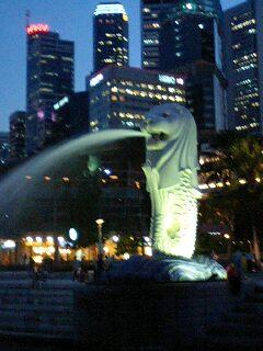 夜がお勧め！マーライオン