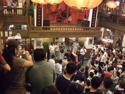 伝統芸能(変面)が観られる  四川料理店　巴国布衣風味酒楼