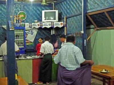 地元、出張中の方でいっぱい