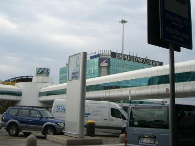 市内ホテルからフィウミチーノ空港までのタクシー