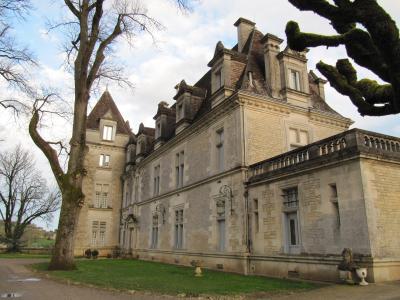 Chateau De Monrecour
