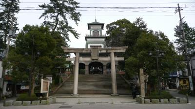 ステンドガラスのある神社