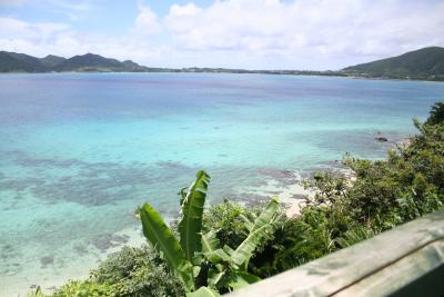 本当に綺麗な海の側です