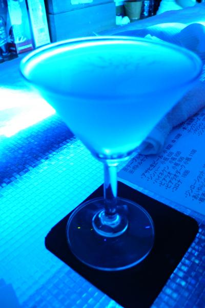 なんとなく安心できちゃう　バー　ウッドボール