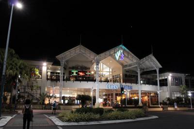 とにかく広く専門店もたくさんある