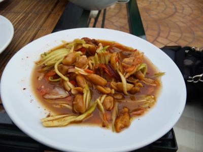 サンデーマーケットの絶品サラダ