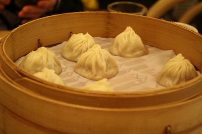 鼎泰豊の2号店は雰囲気も味もよかったです。小籠包うまい！