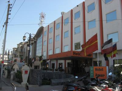 バスタブ付きで快適