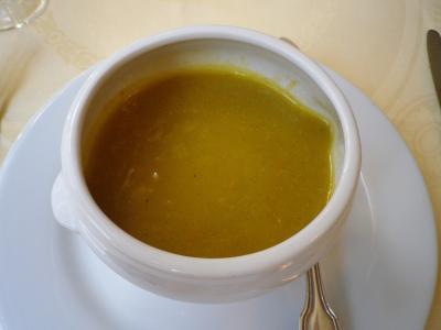 かぼちゃのピリ辛スープ（前菜）