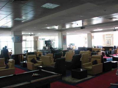 Karibuni Lounge