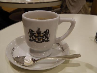 イノダのコーヒーはミルク＆砂糖入りが何故かしっくりきます（四条店）