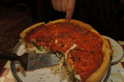 シカゴ名物ディープディッシュピザ　GIORDANO'S