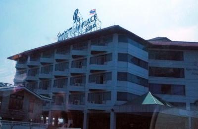 リバービュー プレイス ホテル