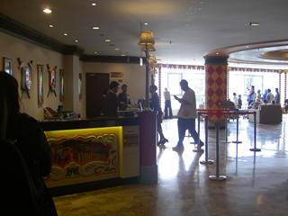 ロビー。ちょっと狭い？