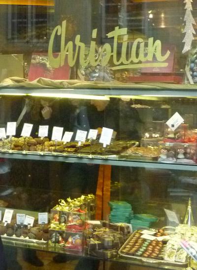 ケーキ狙いなら早い時間に。