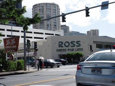 レジがながーい。品物はぐっちゃり。でも安～い　ロスドレスフォーレス