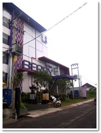 2011年2月OPENのカジュアルなホテル^^シンプルで快適