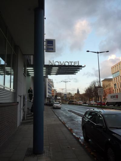 団体客が多い郊外のホテル