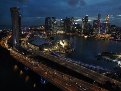 夜景をたっぷり楽しんでください