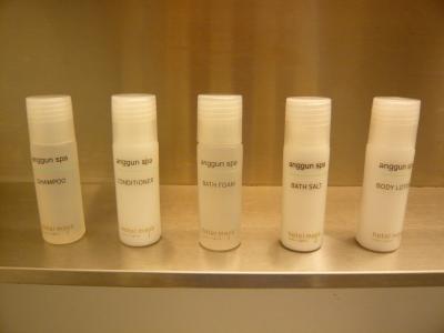 アメニティグッズは全てホテル内のスパのものです
