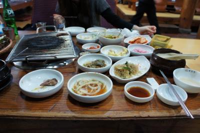 お肉よりそれ以外の料理の多さにびっくりです