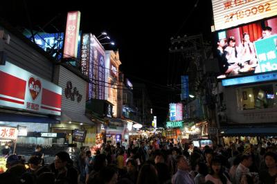 とにかく人が多い