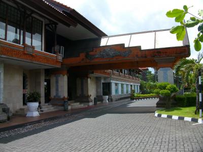 閉店１日前のプラザ・バリ