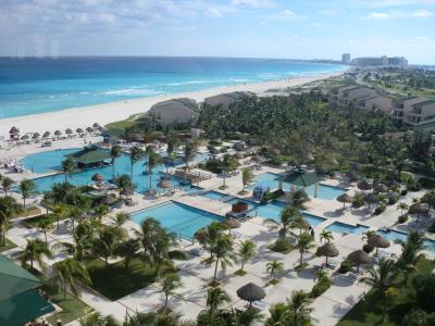 ヒルトンのステキなプール