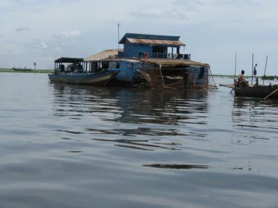 「寄付」を強要されます