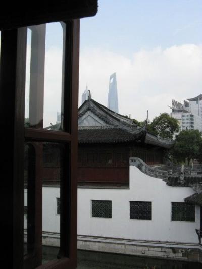 喧騒の中の落ち着き