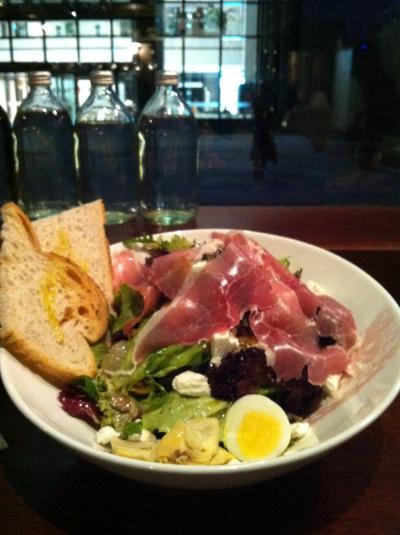 ☆hoF Wine Bar & Brasserie☆スイーツとお酒が楽しめる人気のバー