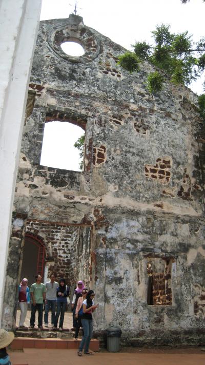 歴史が物語る廃墟