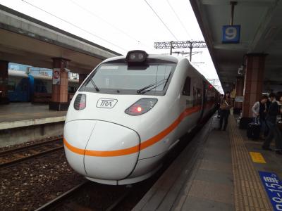 花蓮から九フンまで太魯閣号に乗りました。