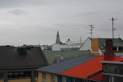 遠くにハットルグリムス教会が見えます