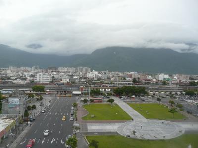 室内から見た花蓮駅です。